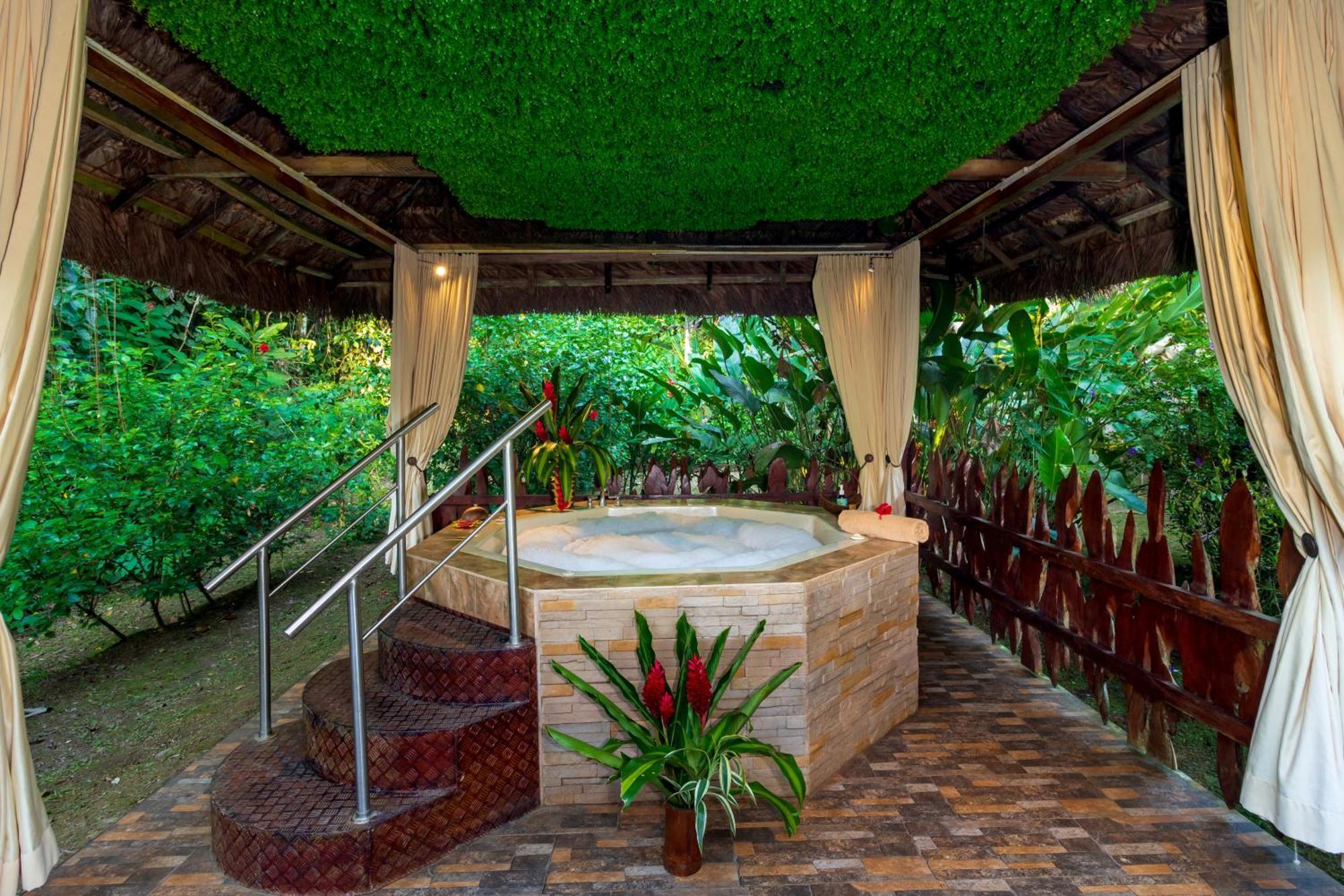 La Selva Eco-Lodge & Retreat Providencia Exteriör bild